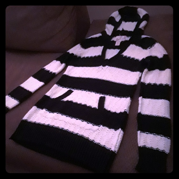 OP Sweaters - Hooded Sweater